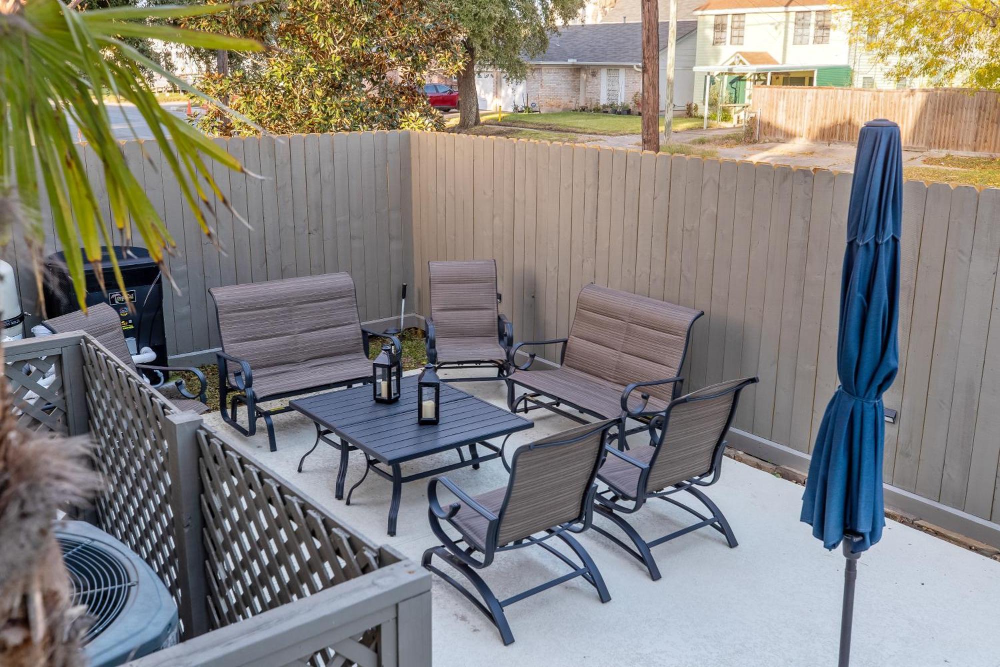 Villa Historic 1871 Coastal Breeze With Heated Pool - Restoring Galveston Extérieur photo